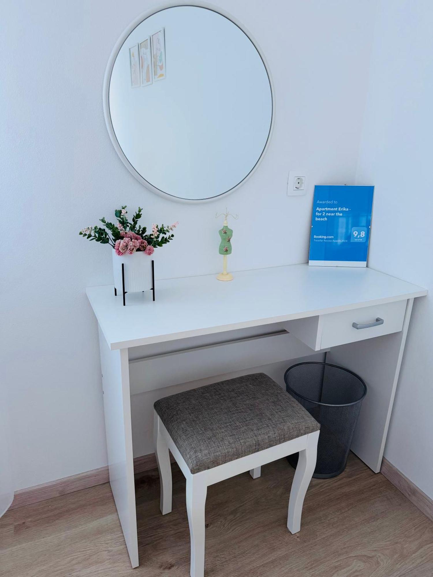 Apartment Erika - For 2 Near The Beach PUY 외부 사진